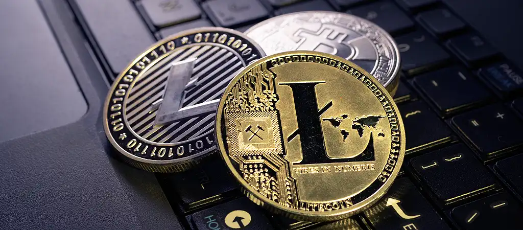 Litecoin és Bitcoin kriptovaluta érmék összehasonlítás