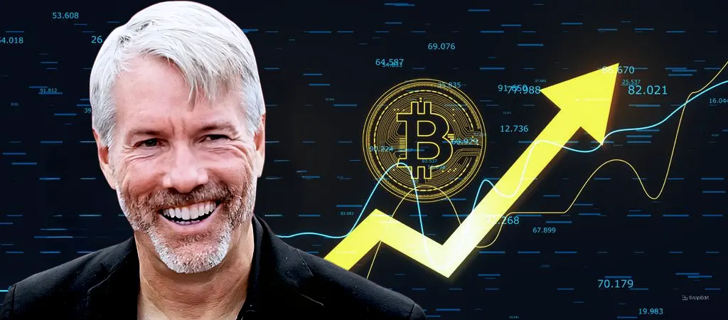 Michael J. Saylor, a MicroStrategy alapítója, a Bitcoin árfolyamának emelkedését jelző grafikon előtt. A Bitcoin rekord magas árfolyamot ér el 2024 novemberében.